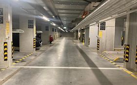 Sloneczny Apartament Z Garazem Przy Parku Kosciuszki